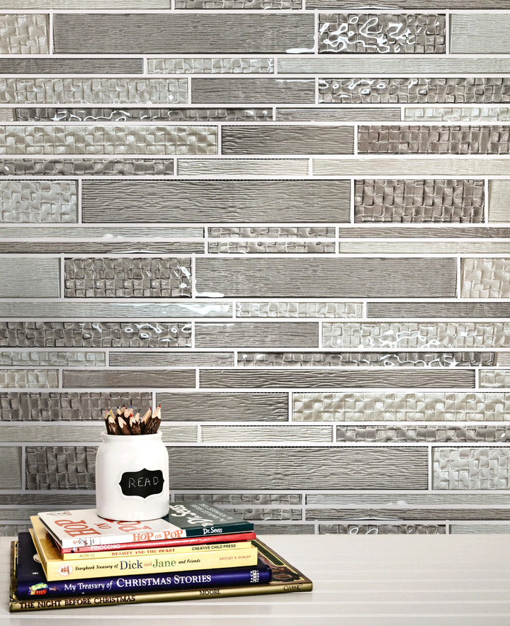 Modern kitchen with 6x18 inch Mixed Neutrals Glass Random Strip Mosaic Tiles – neutral glass tiles used for backsplash in contemporary style