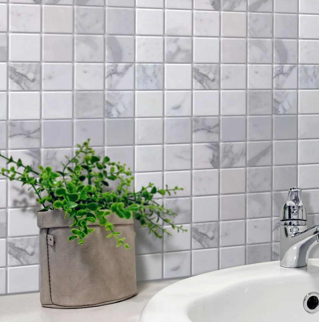Bathroom wall with Calacatta Polished Marble Mosaic Tile – natural veining creates spa-like atmosphere
